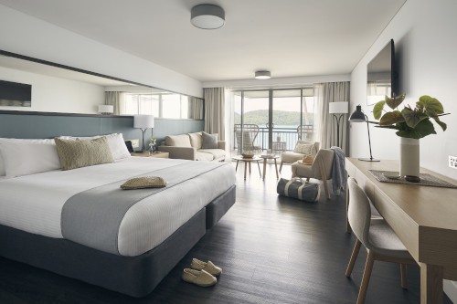 Daydream Island Suit